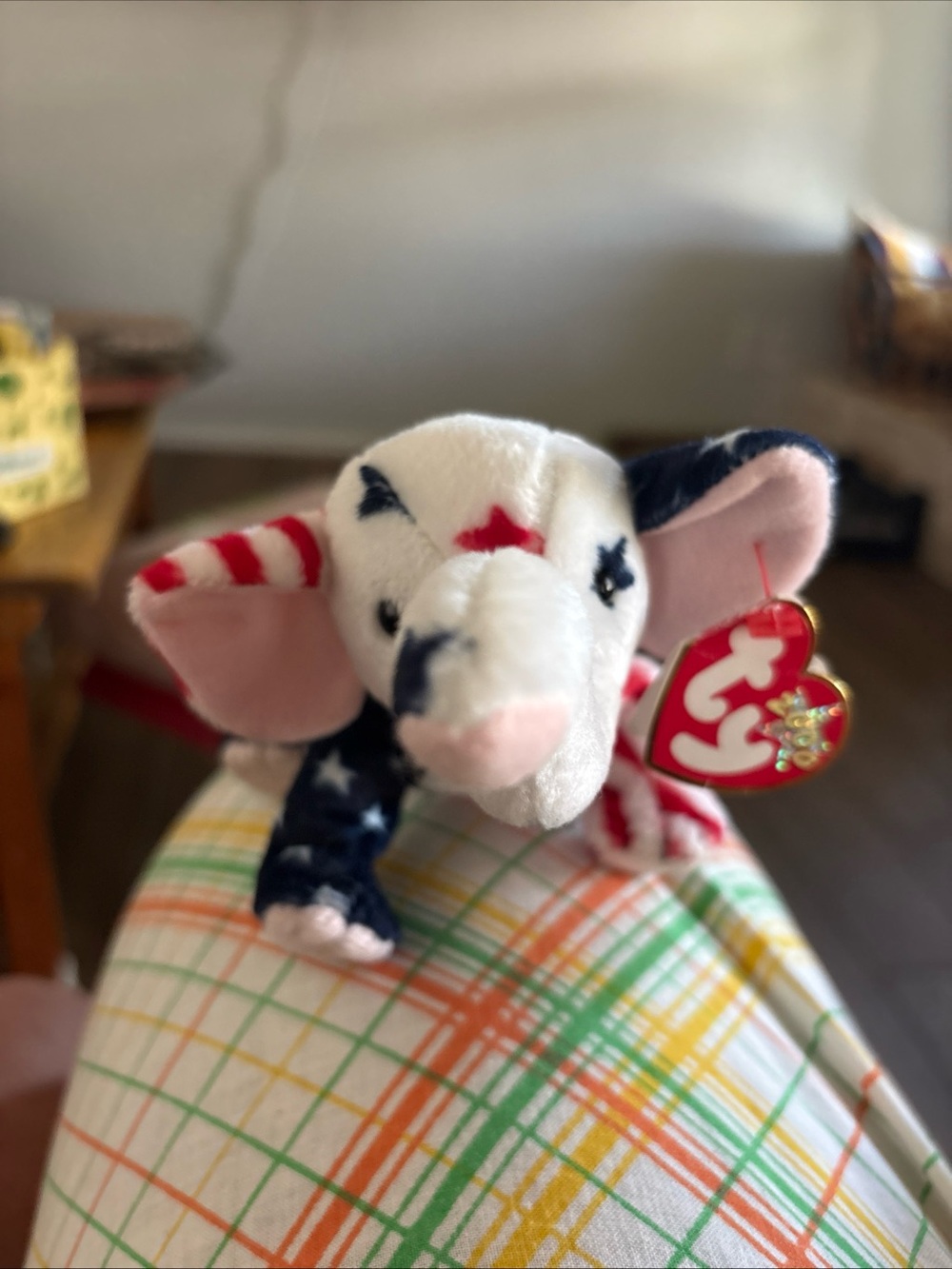Ty Beanie Baby Patriotic Star & Stripe Righty 2000 Elephant
